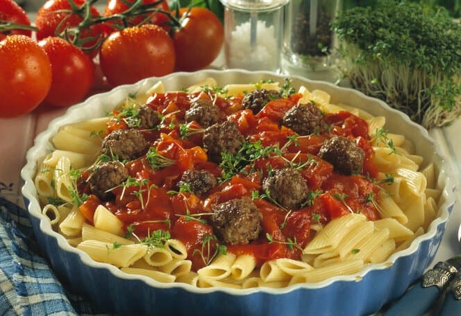 Pasta med frisk tomatsaus