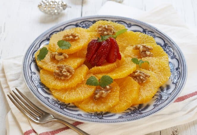 Appelsinsalat med valnøtter