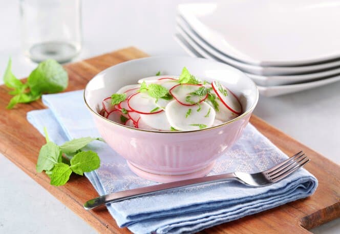 Nepesalat med mynte og chili