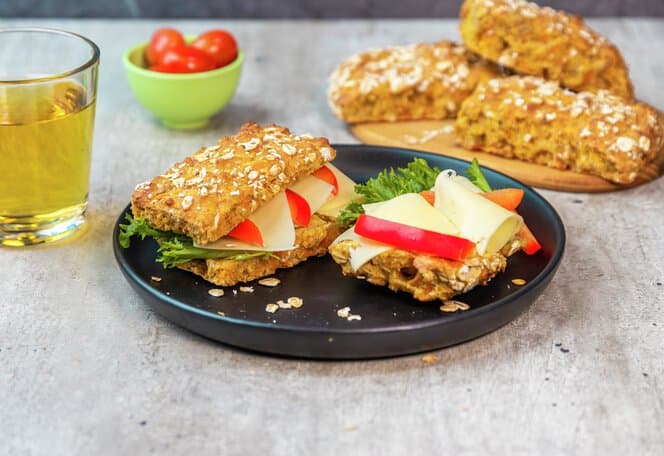Grove scones med grønnsaker
