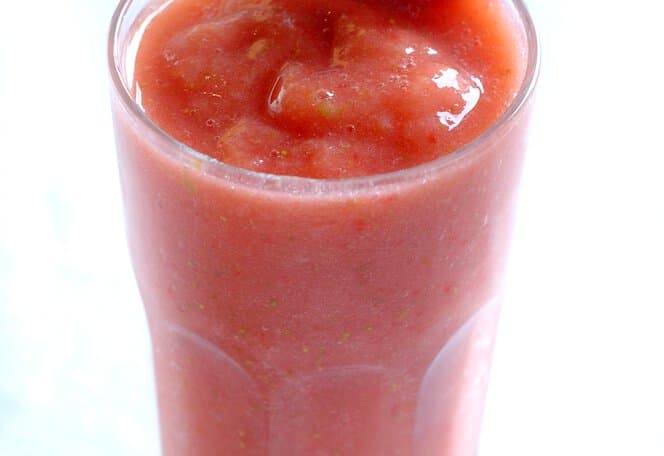 Jordbær- og ferskensmoothie