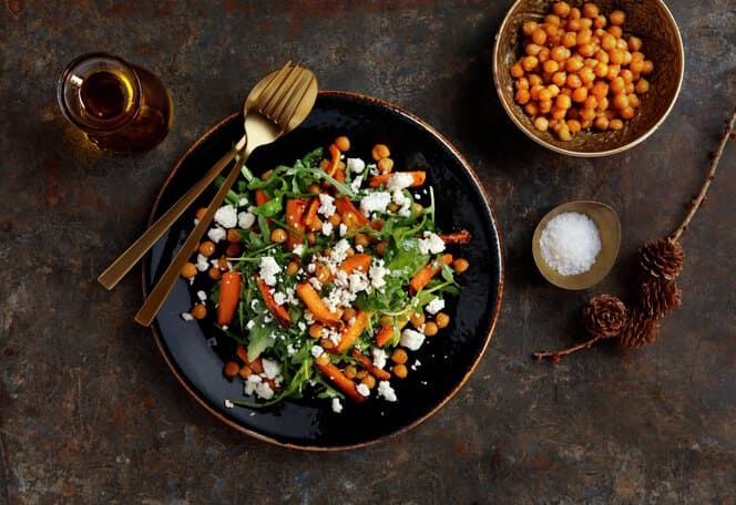 Varm gulrotsalat med kikerter