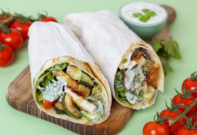 Halloumi-wrap med hot honey
