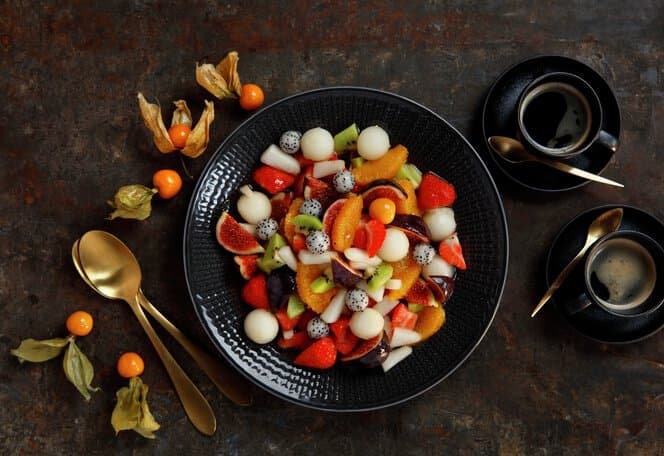Julens fargerike fruktsalat