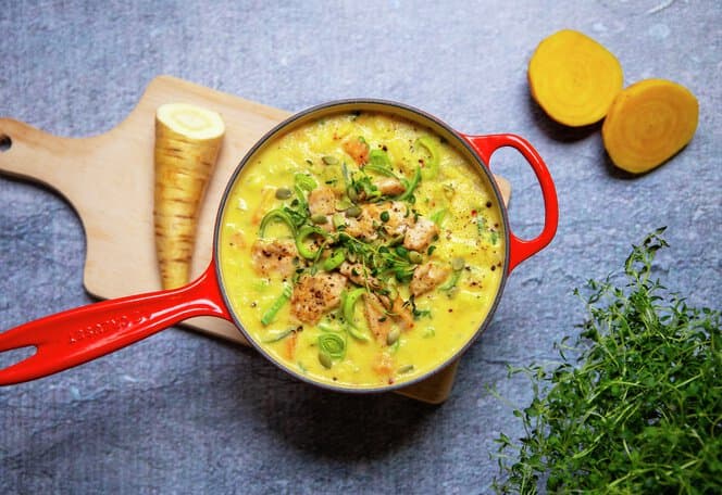 Kremet grønnsakssuppe med kylling