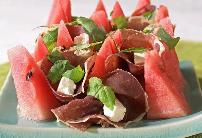Spekeskinke med vannmelon og mynte
