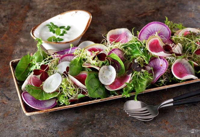 Asiatisk salat med reddik og rettich