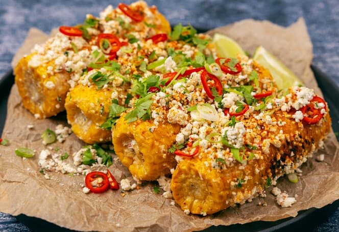 Elotes - grillet meksikansk maiskolbe