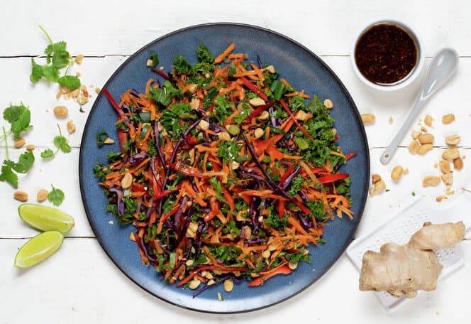 Asiatisk kålsalat med ponzusaus