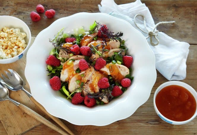 Bringebærsalat med kylling