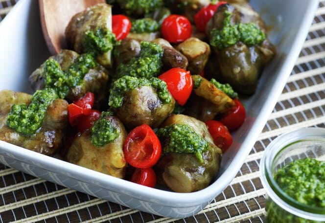Ovnsbakte jordskokker med pesto