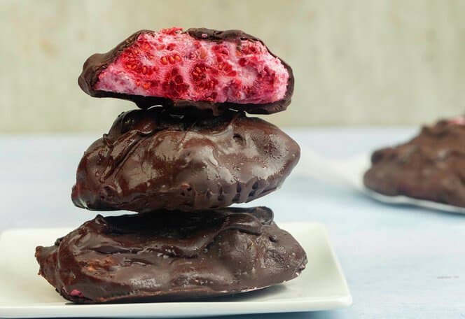Frozen berry bites