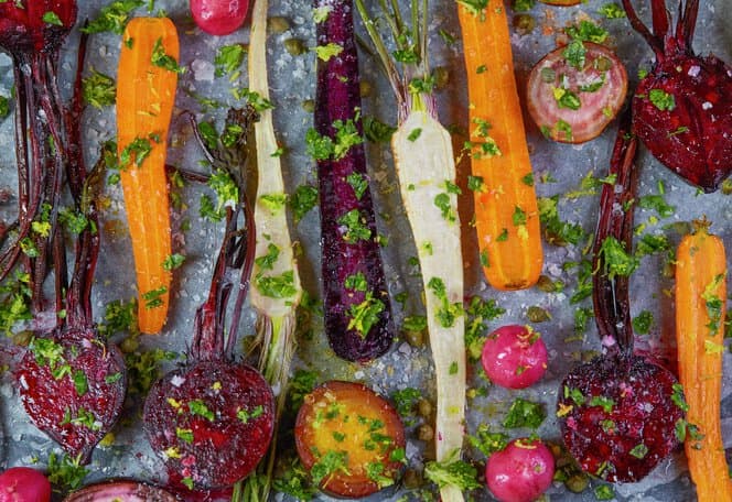 Bakte rotgrønnsaker med gremolata