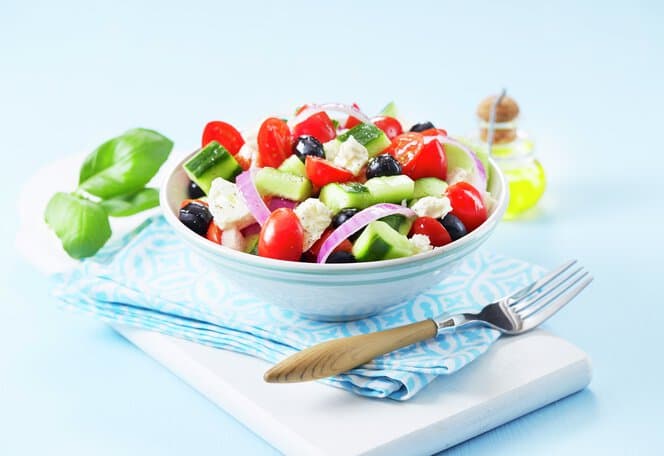 Gresk salat og tzatziki