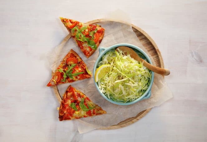 Kålsalat til pizza