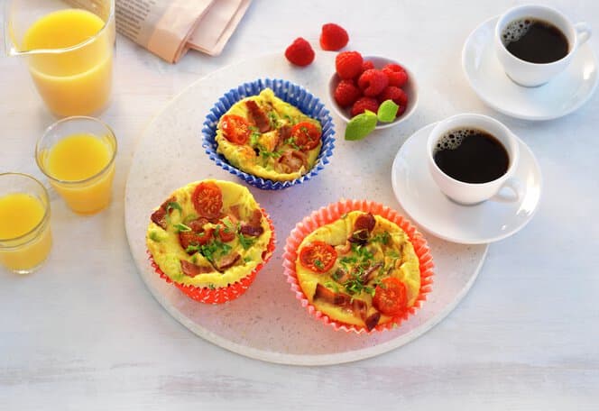 Omelettmuffins med tomat